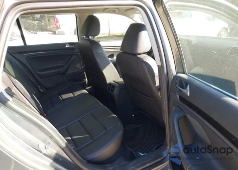 2013 Volkswagen Jetta Sportwagen 2.0L Tdi z USA, uszkodzony, nr VIN 3VWPL7AJ8DM661944